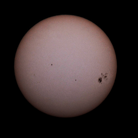 １０月２７日の肉眼黒点