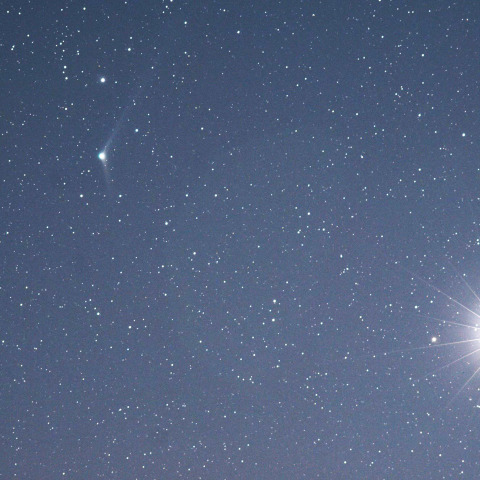 １２月９日のカタリナ彗星と金星