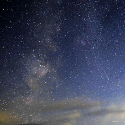 天の川と紫金山・アトラス彗星