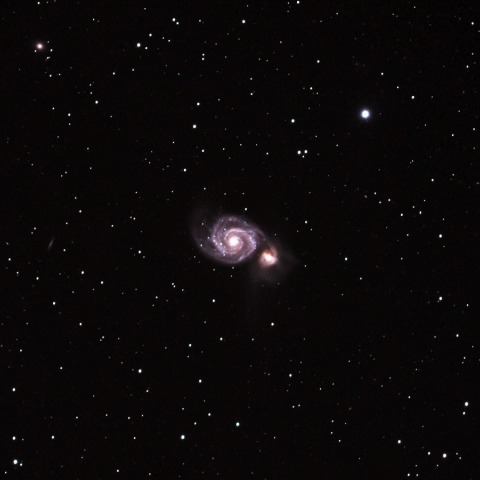 子持ち星雲 M51