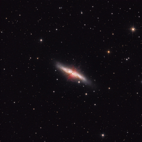 M82