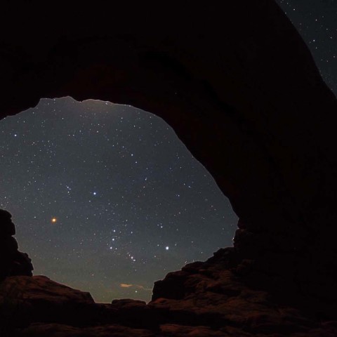 ノース・ウィンドウから昇るオリオン