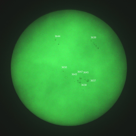 太陽黒点 :2024/04/21