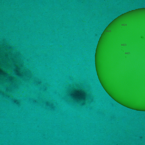 一昨日の活動領域 4420：2026/04/25