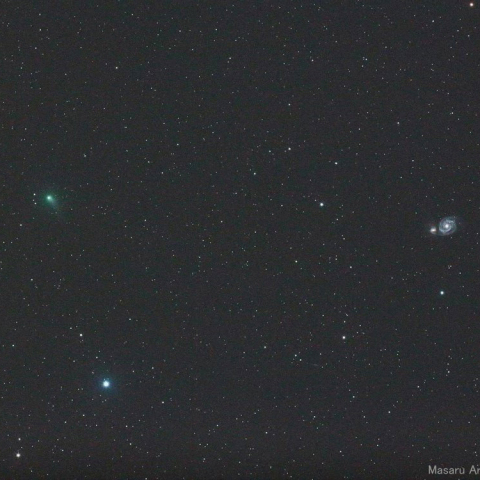 300mmによるパンスターズ彗星とM51の接近