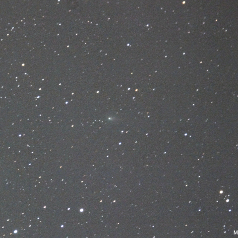 500mmによるウカイムデン彗星