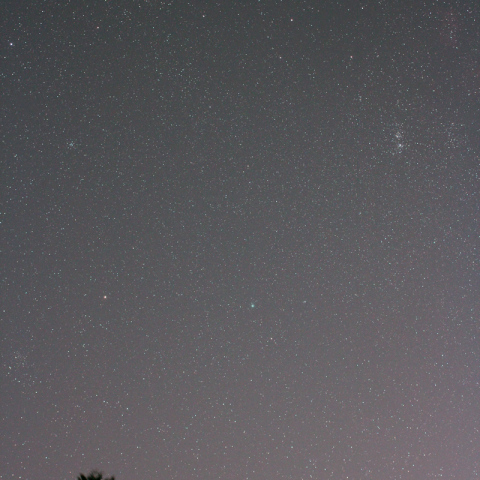星空模様・ラブジョイ彗星と二重星団