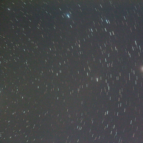 ラブジョイ彗星の日周運動と北極星