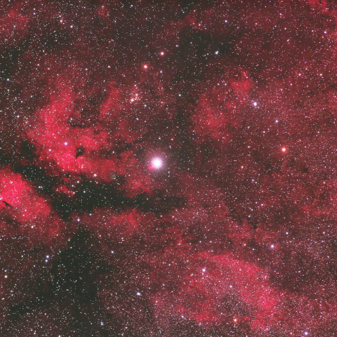 300mmによるサドル周辺の散光星雲群