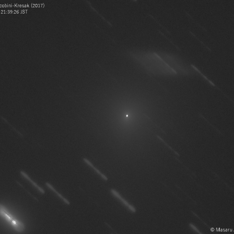 タットル・ジャコビニ・クレサーク彗星の核近傍