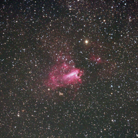 ミラーレンズによるM17