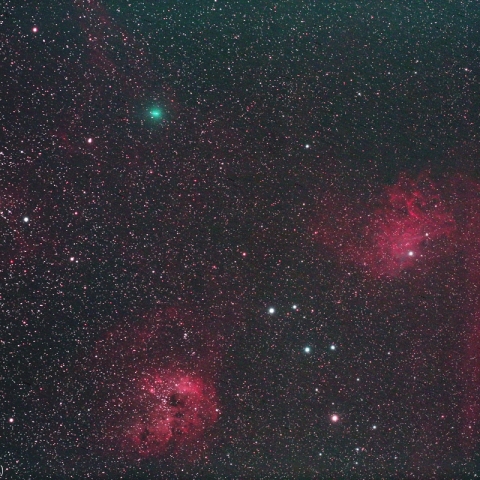 勾玉星雲と岩本彗星