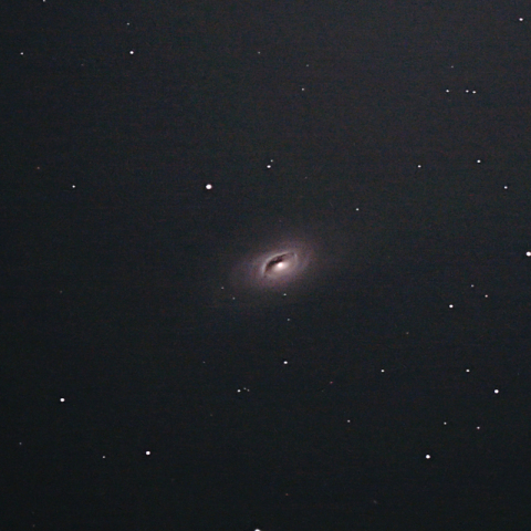  黒眼銀河（M64）