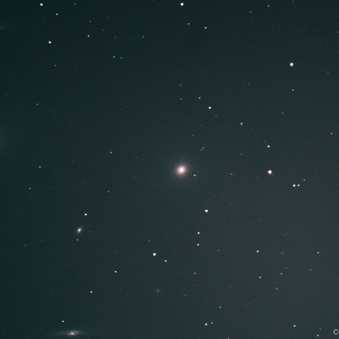 M84 (NGC4374) 銀河
