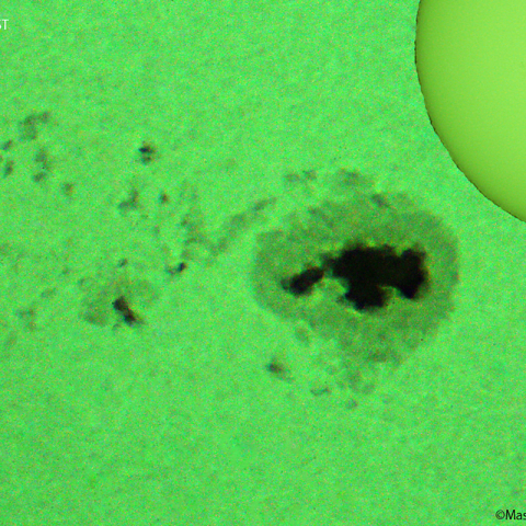 肉眼黒点 3190：2023/01/18