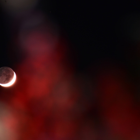 “銀河”越え / 三つの星のランデブー