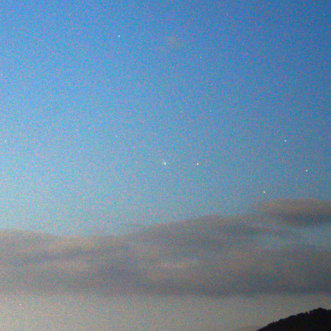 雲間のレナード彗星 (2021/12/19)