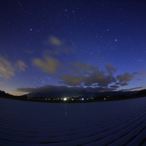 薄暮の星空