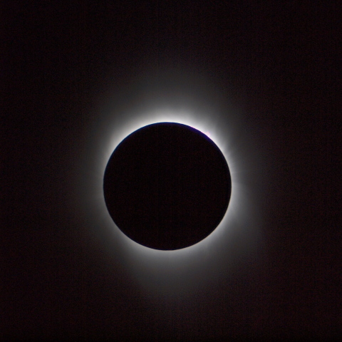 ははじま丸からの皆既日食