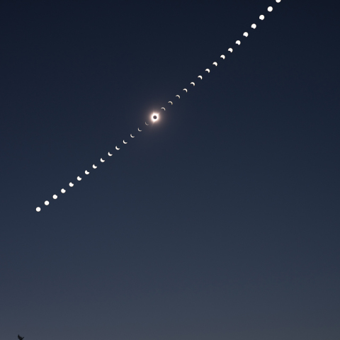 アメリカ皆既日食連続写真