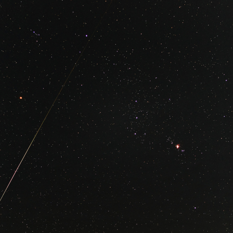 オリオン座と流星