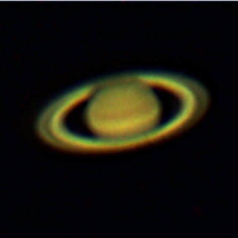 雨上がりの土星