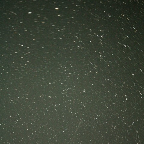 こぐま座とパンスターズ彗星