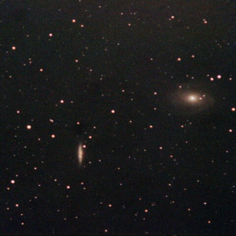 春の銀河　月あり