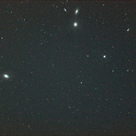 もう一つのしし座銀河群