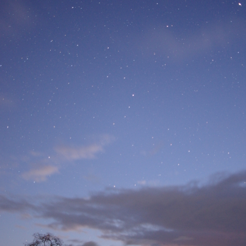 かんむり座とラブジョイ彗星