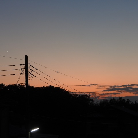 夕焼けと金星
