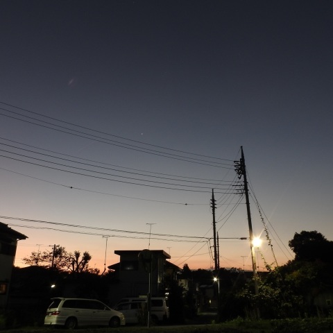 夕暮れ時の金星