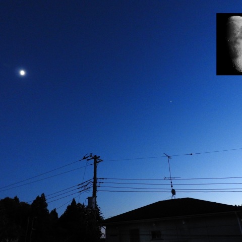 夕空の月と火星（南東～南の空）