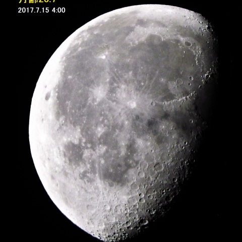 月齢20.7の月