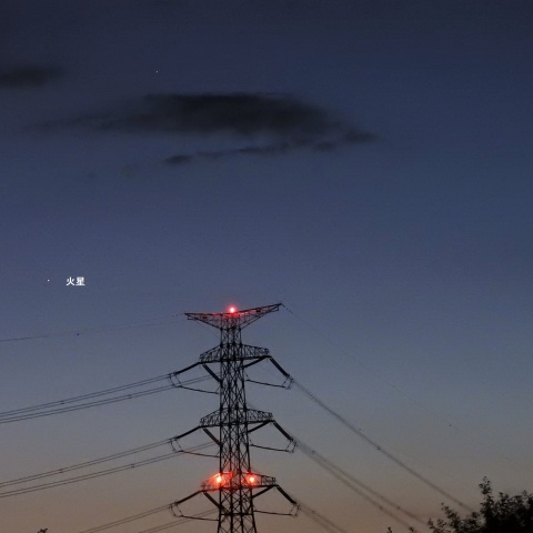 夜明け前の火星