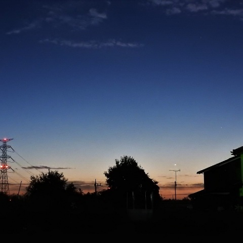 夜明け前の金星