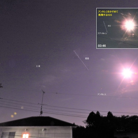 夜明け前の星空を飛翔するISS