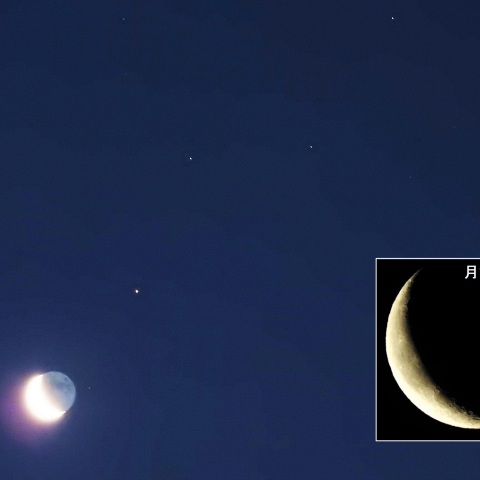 細い月と土星が大接近－2