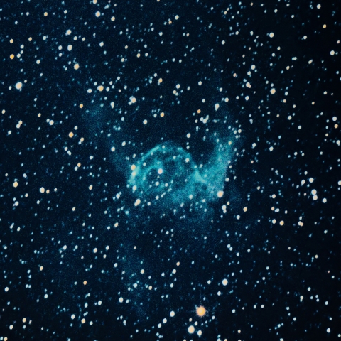NGC2359 散光星雲（おおいぬ座 トールのかぶと星雲）