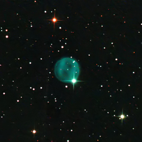 宇宙に輝くダイヤモンドリング