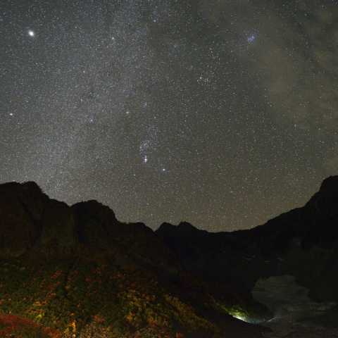 涸沢テント村と秋の銀河