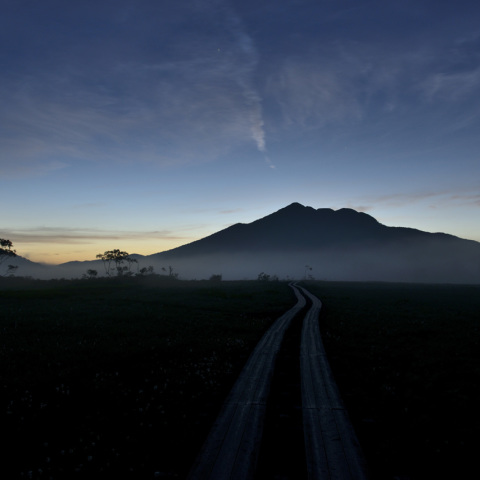 夜明けの尾瀬ヶ原