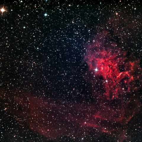 勾玉星雲 （IC405)