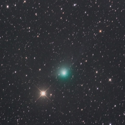 ５月２３日明け方のラヴジョイ彗星