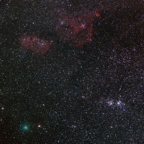 彗星のある星空