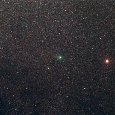 アルビレオに接近するジャック彗星