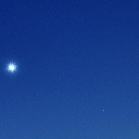 北斗七星より明るい南斗六星