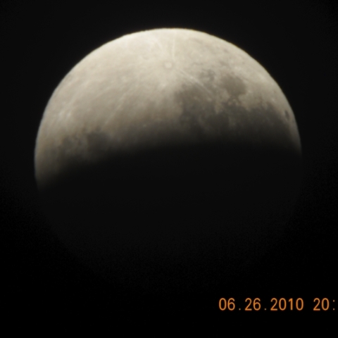 部分月食 食の最大 2010年6月26日
