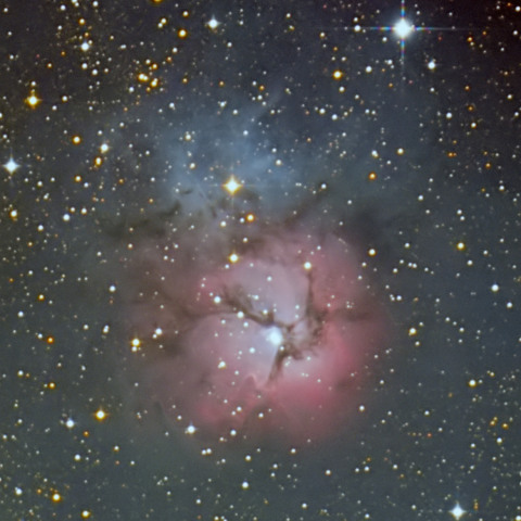 いて座 三裂星雲