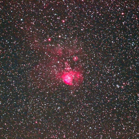 とも座の散光星雲NGC2467